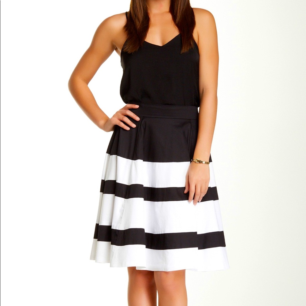 Amanda and Chelsea black and white skirt